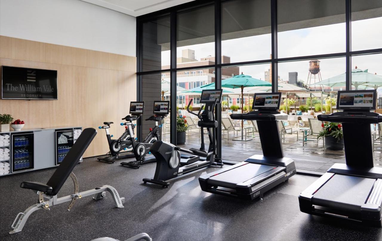 Hotel The William Vale New York Exteriér fotografie The gym at the hotel