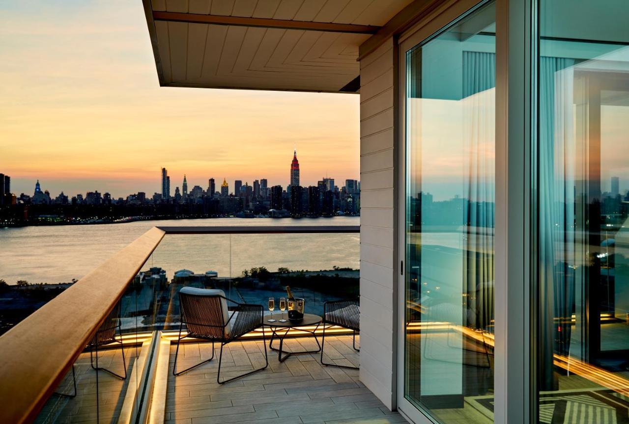 Hotel The William Vale New York Exteriér fotografie View from a penthouse